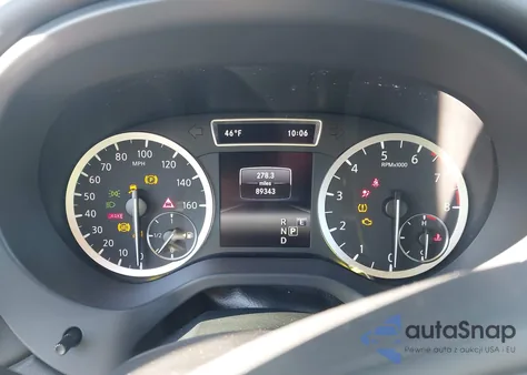 2019 Infiniti Qx30 Luxe z USA, uszkodzony, nr VIN SJKCH5CR8KA008936